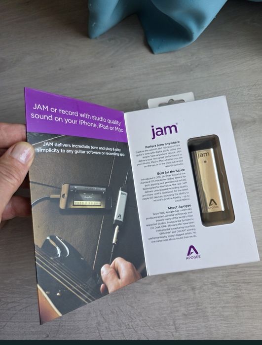 Apogee Jam 24-bit/96kHz Professional Guitar Input for iPhone iPad & Mac-nou sigilat