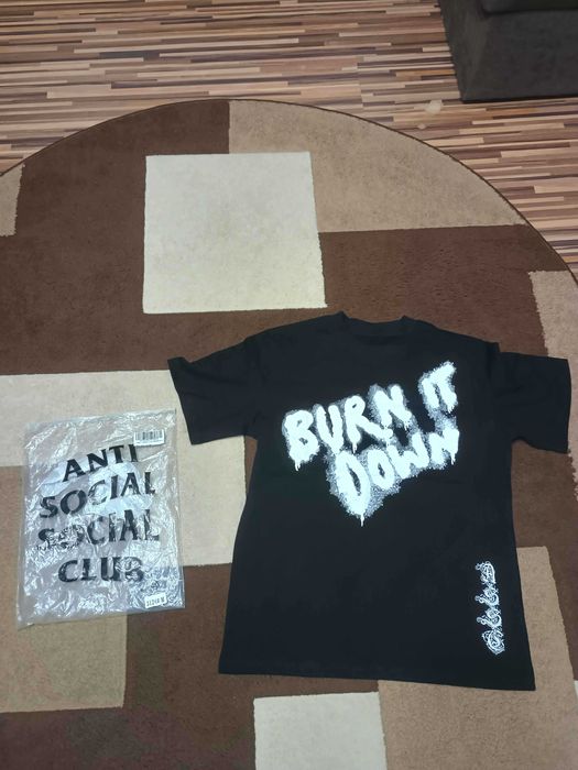 Tricou Anti Social Social Club - "BURN IT DOWN" - Nou cu Etichetă - M