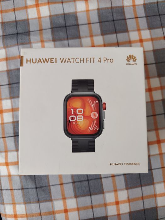 Смарт-часы Huawei WATCH FIT 4 Pro 44 мм серебристый-черный