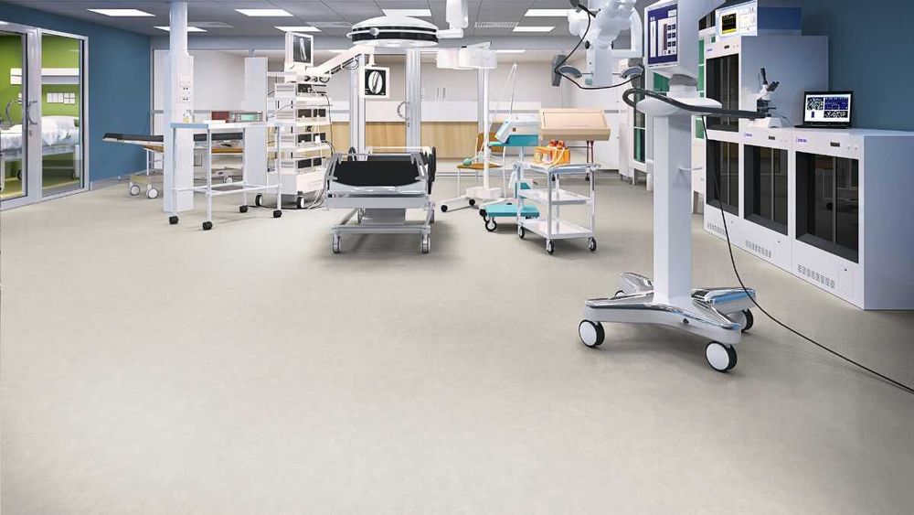 В наличии есть  Линолеум, Релин, ПВХ, Винил, фальшполы, Спорт покрытие