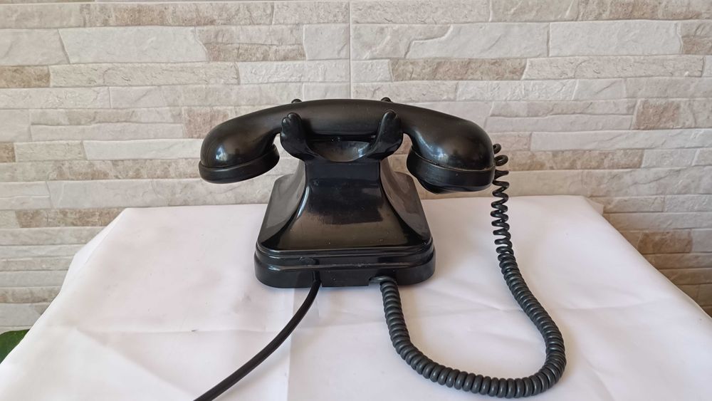 Немски телефон с вилка- Siemens - 1950" година