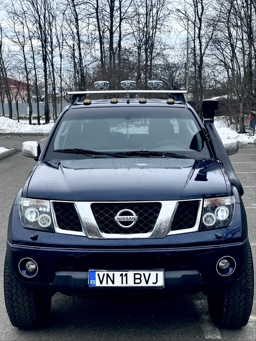 Navara D40 modificata 4x4/low/high/blocabil