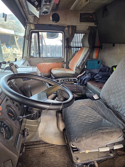 Vând   Camion cu macara  Iveco turbostar V8 420cv