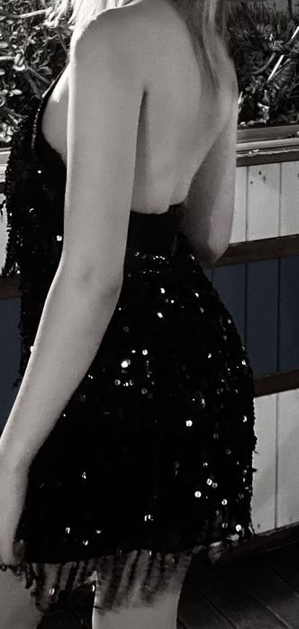 Черни рокли с пайет и камъни