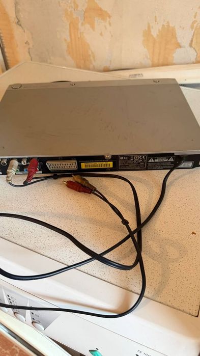 Видеопроигрыватель LG DGK684X
