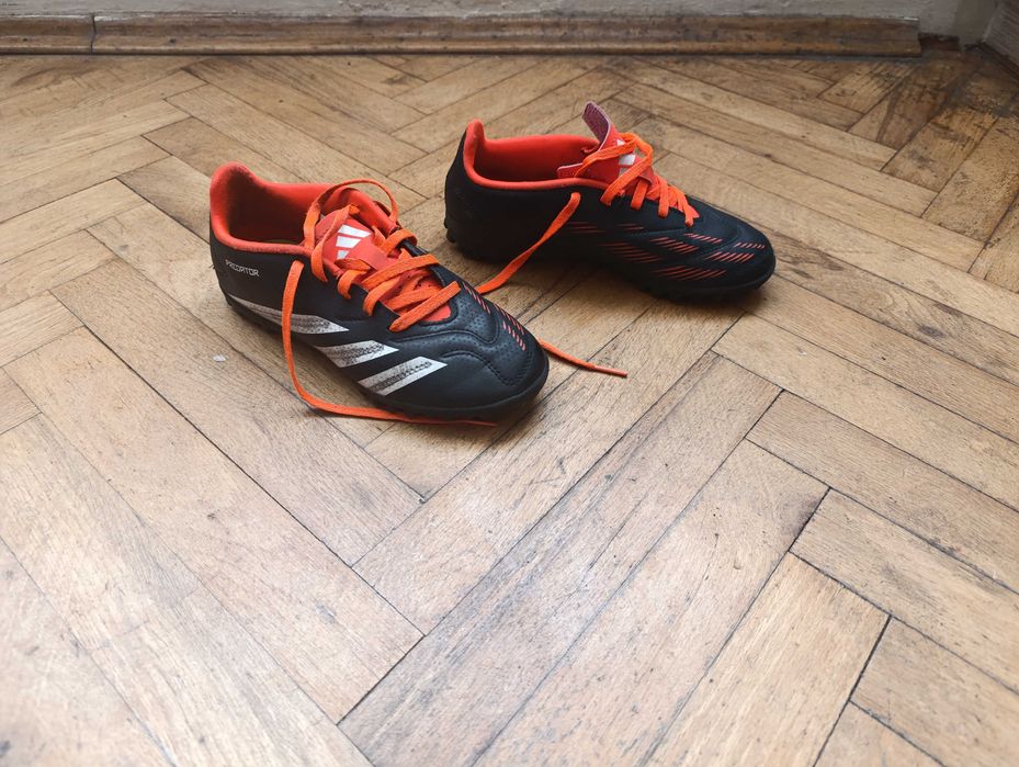 Детски бутонки Adidas