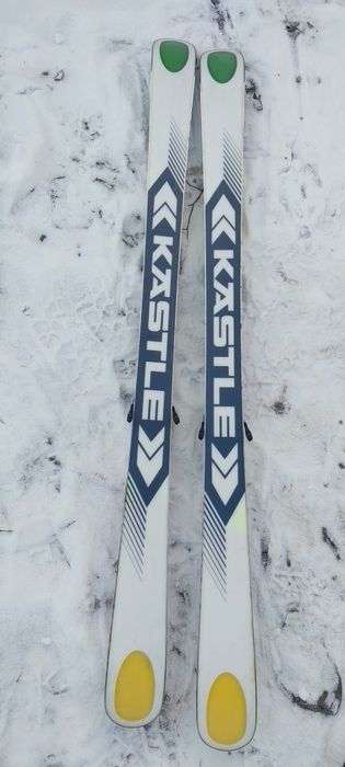 Schiuri twin tip, freestyle, Kastle