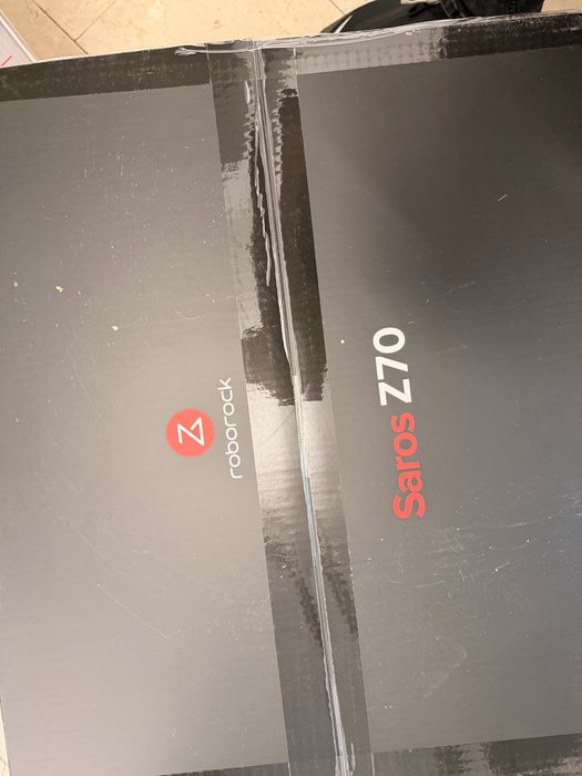 Robot aspirator roborock saros Z70 nou sigilat