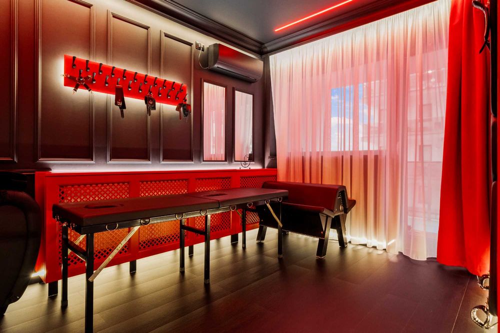 Fulvia L'Amour Delirium - Play Room - Fantasy Room