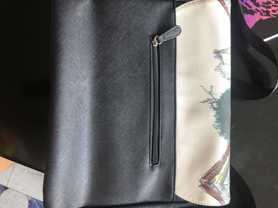 Дамска чанта