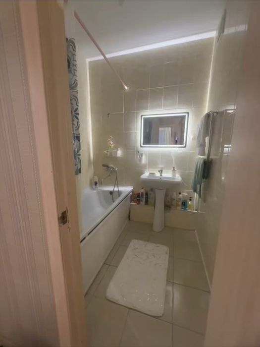 Сдам 2 комнатную квартиру