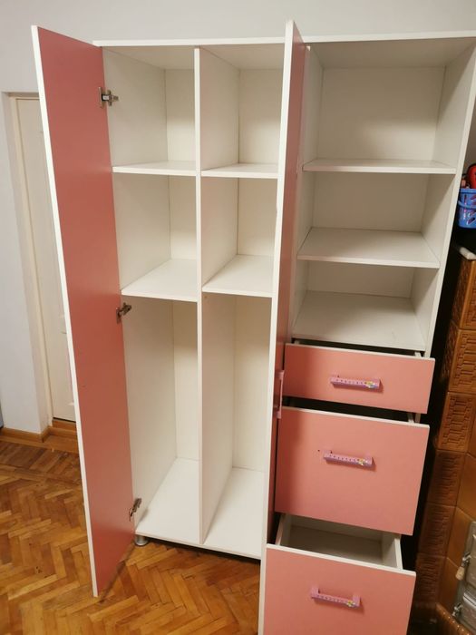 Vând dormitor copii(fata și băiat)