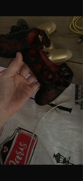 Ps4 в хорошем состоянии есть игрвы