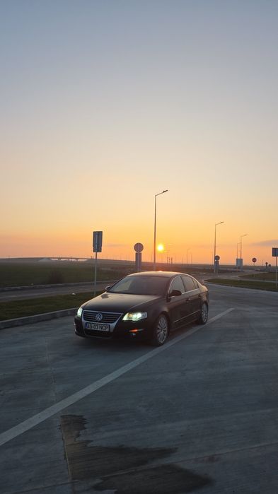 Vând Volkswagen Passat B6