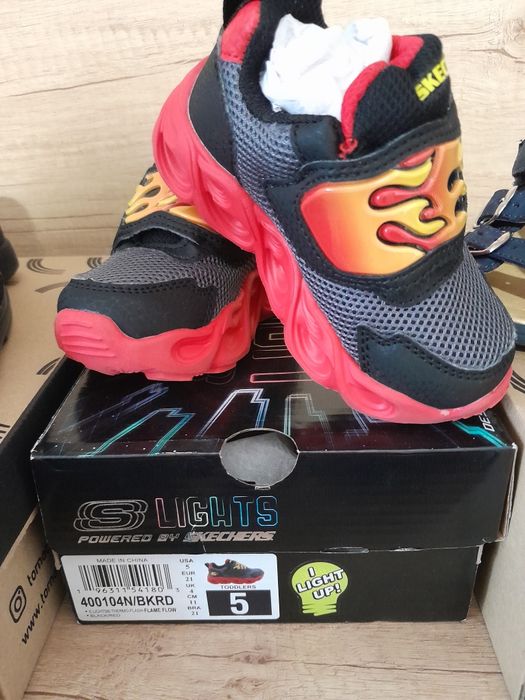 Adidasi Sketchers pentru bebe