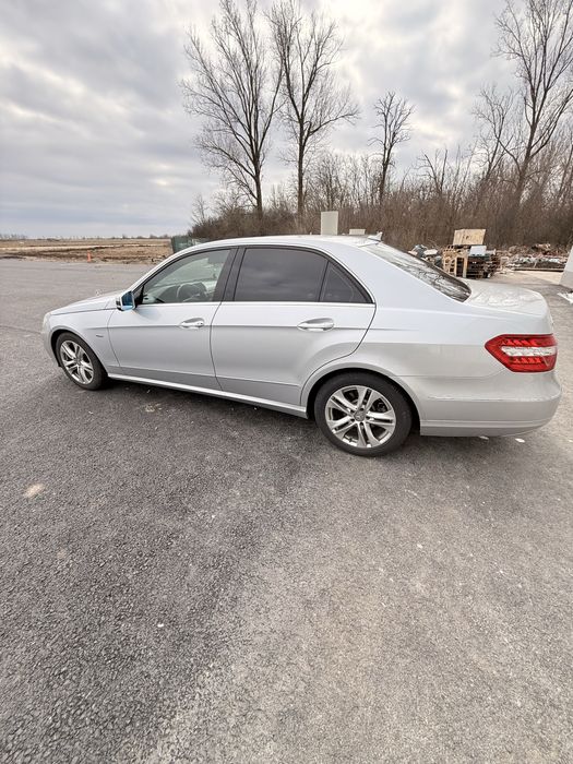 Mercedes e 220 w212