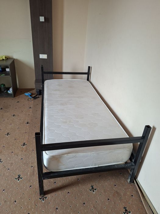 Paturi de campanie,șantier