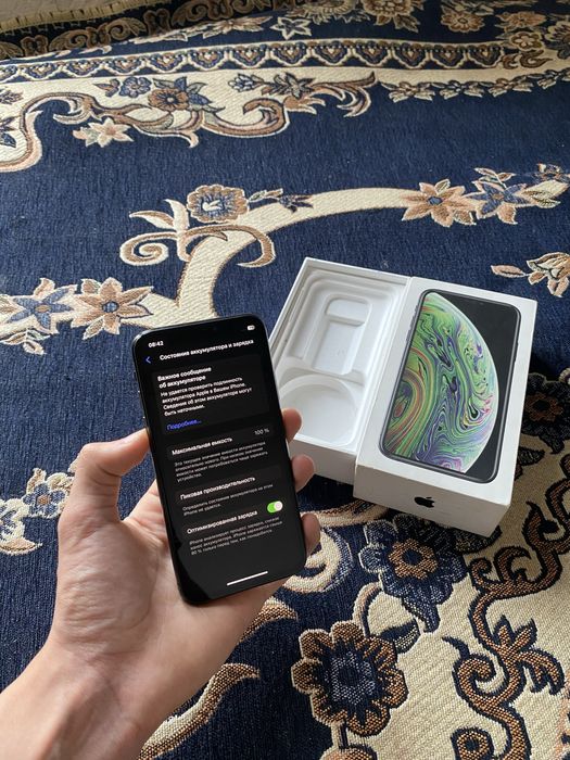 Продам срочно iPhone XS 64GB