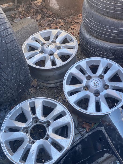 Запаска тойота ТЛК100,200