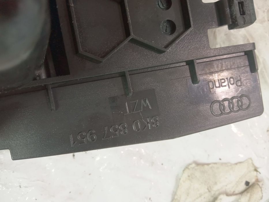 Scrumiera 8k0857951 Audi A4 B8/8K (2007 - 2011)