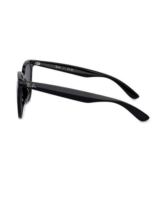 Продаются оригинальные очки Ray-Ban