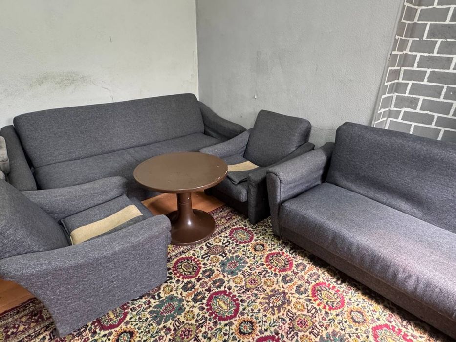 Подаётся диваны и кресла б/у