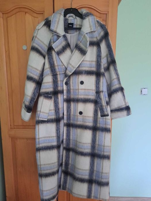 Дамско дълго палто тип каре