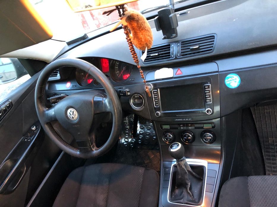 Passat b6 1.9TDI schimb sau vând