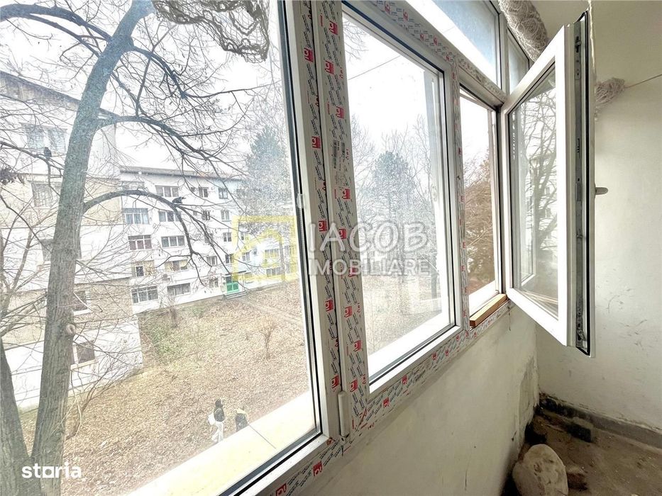 Apartament 3 camere, str. Stadionului, etaj 2