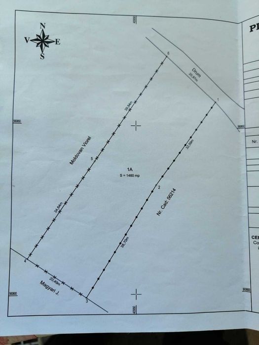 Vând teren intravilan