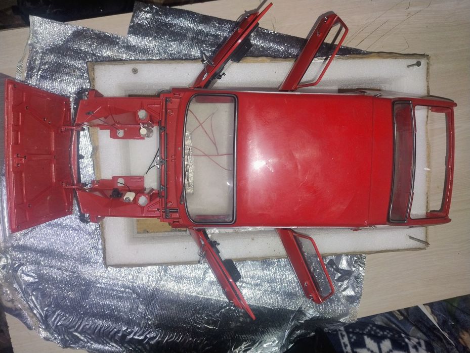 Vând macheta dacia 1300 pana la nr 101