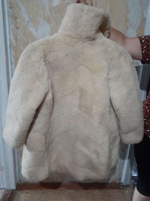 Продам детскую шубку!