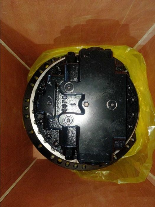 Бортовой редуктор хода