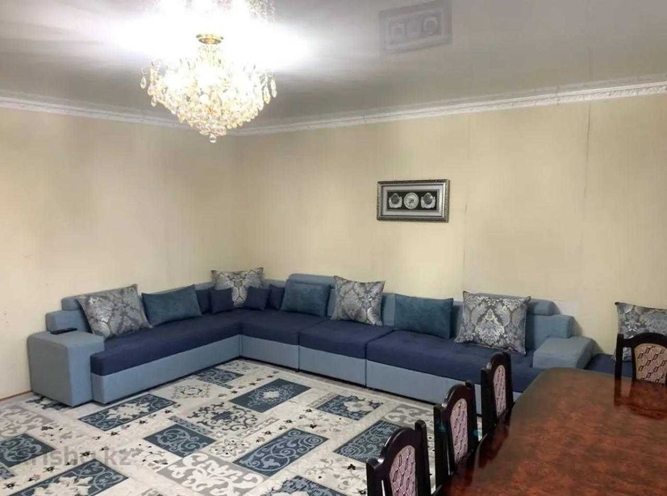 Частный дом с мансардой