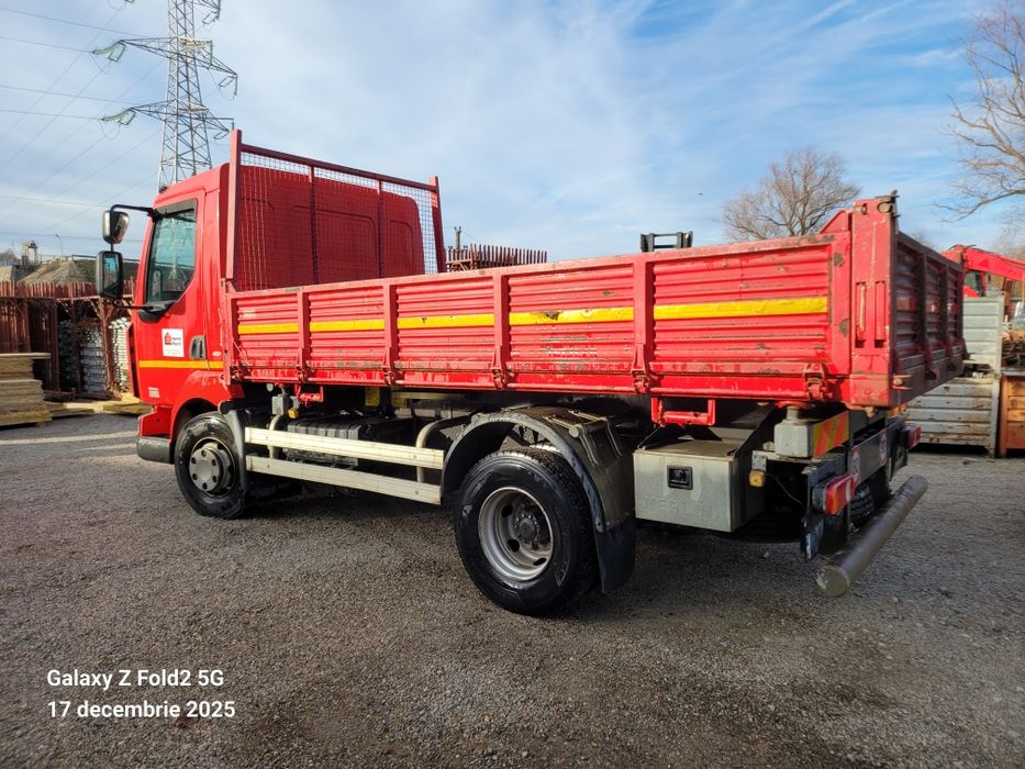 Renault Trucks Midlum an 2006 Basculabil 3 parti  pe cutie