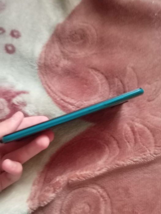 Redmi note 9s  в хорошем состоянии