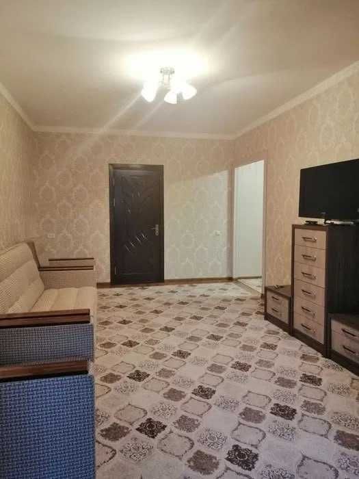 R1! Сдаётся квартира 2/2/7 на Сергелийский ор-р Сергели 6А!