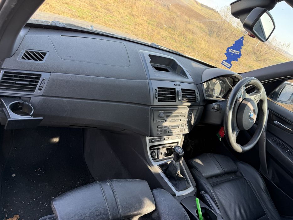 Dezmembrez bmw x3