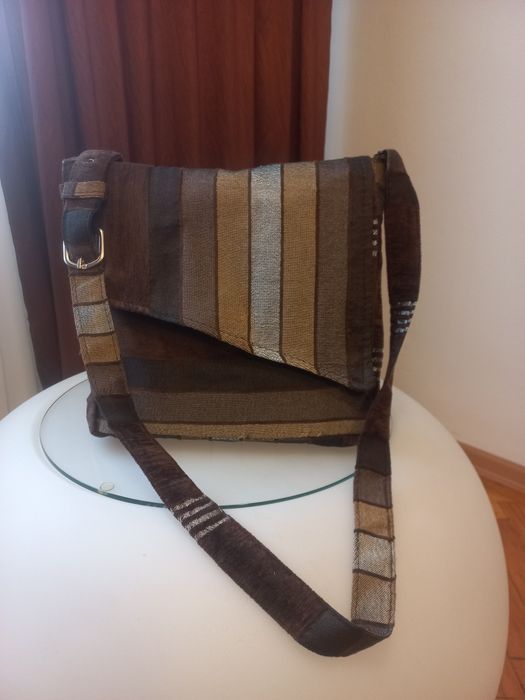 Geantă marocană tradițională, tip crossbody.