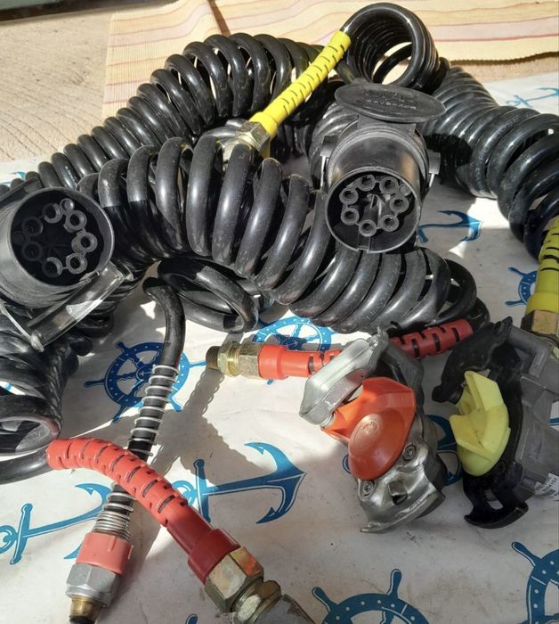 Кабел спирала и ABS кабел за камион