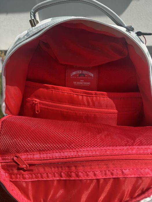 Ghiozdan Sprayground Gri / Premium 2026