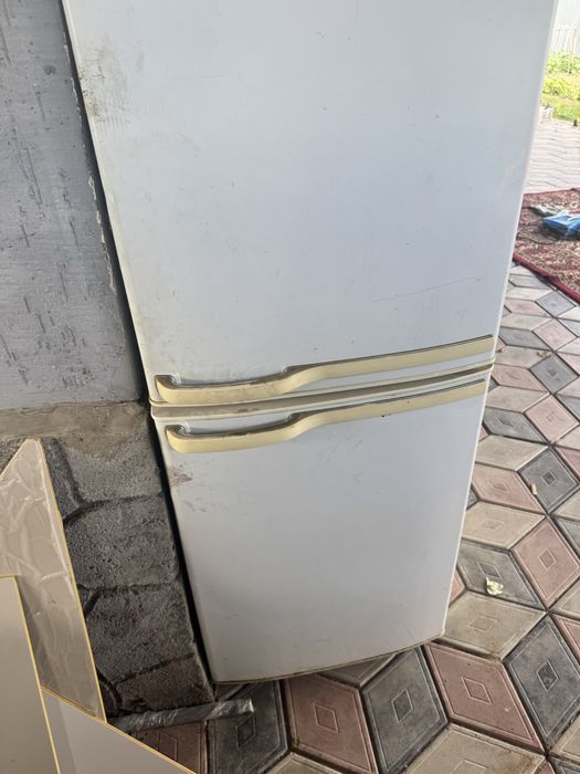 Холадильник б/у Samsung
