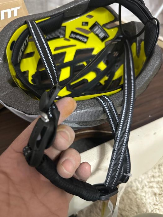 Шлем Giant bold MIPS черный