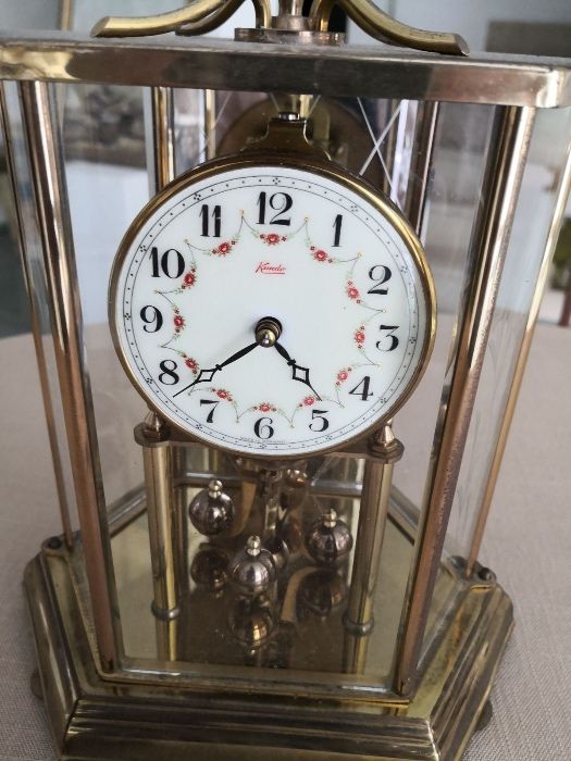 УНИКАЛЕН, ГОДИШЕН 400 дни супер красив, рядък, каминен часовник