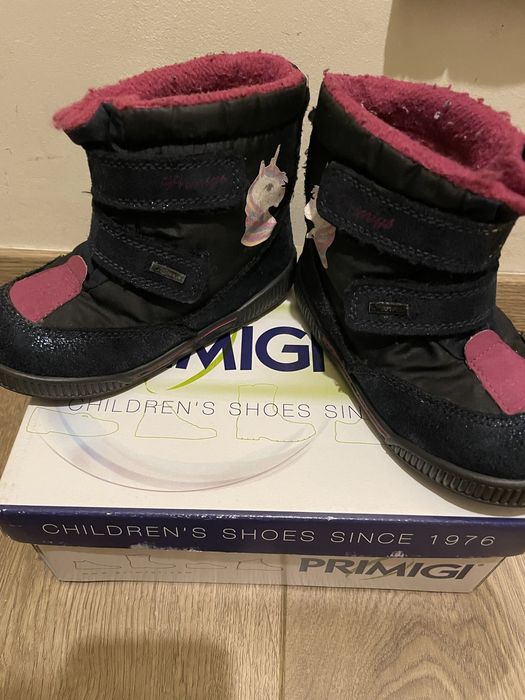 Vand ghetute fetite Primigi