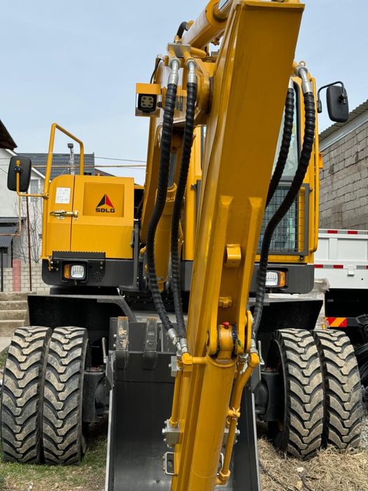 Услуги экскаватора SDLG