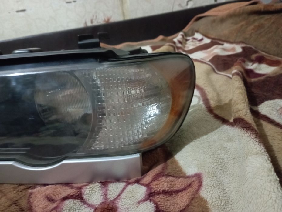 Фары на БМВ х5 е 53 до рестайлинг