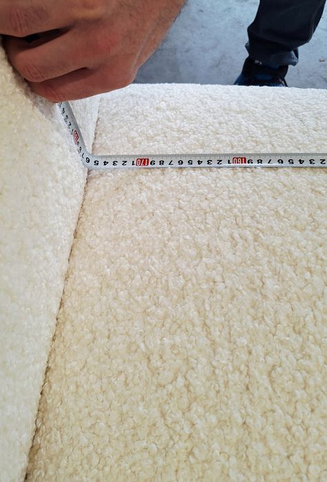 Чисто Нов Луксозен Триместен диван - високо качество