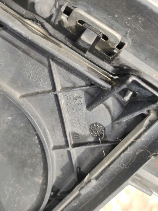 Решетка предна броня Mercedes GLE W222 S65 W213 E Мерцедес