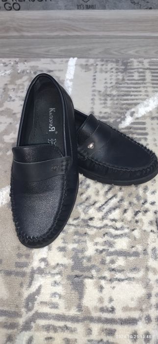 Продам кожаные туфли/ мокасины на мальчика